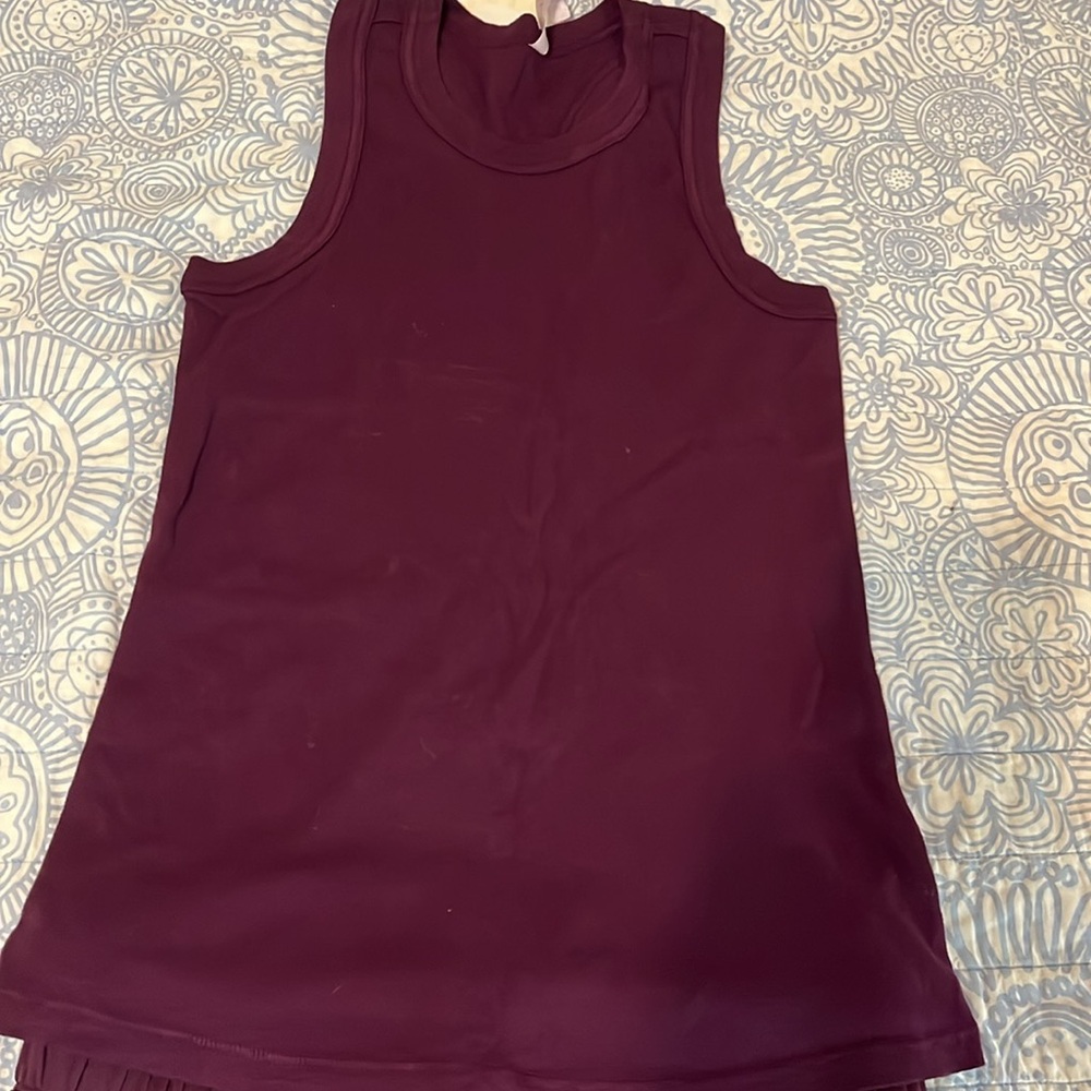 Fabletics Shorts and Racerback Top NEW - Picture 3 of 4